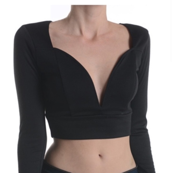Apple Hips Tops - Deep Cut, Long sleeve Crop